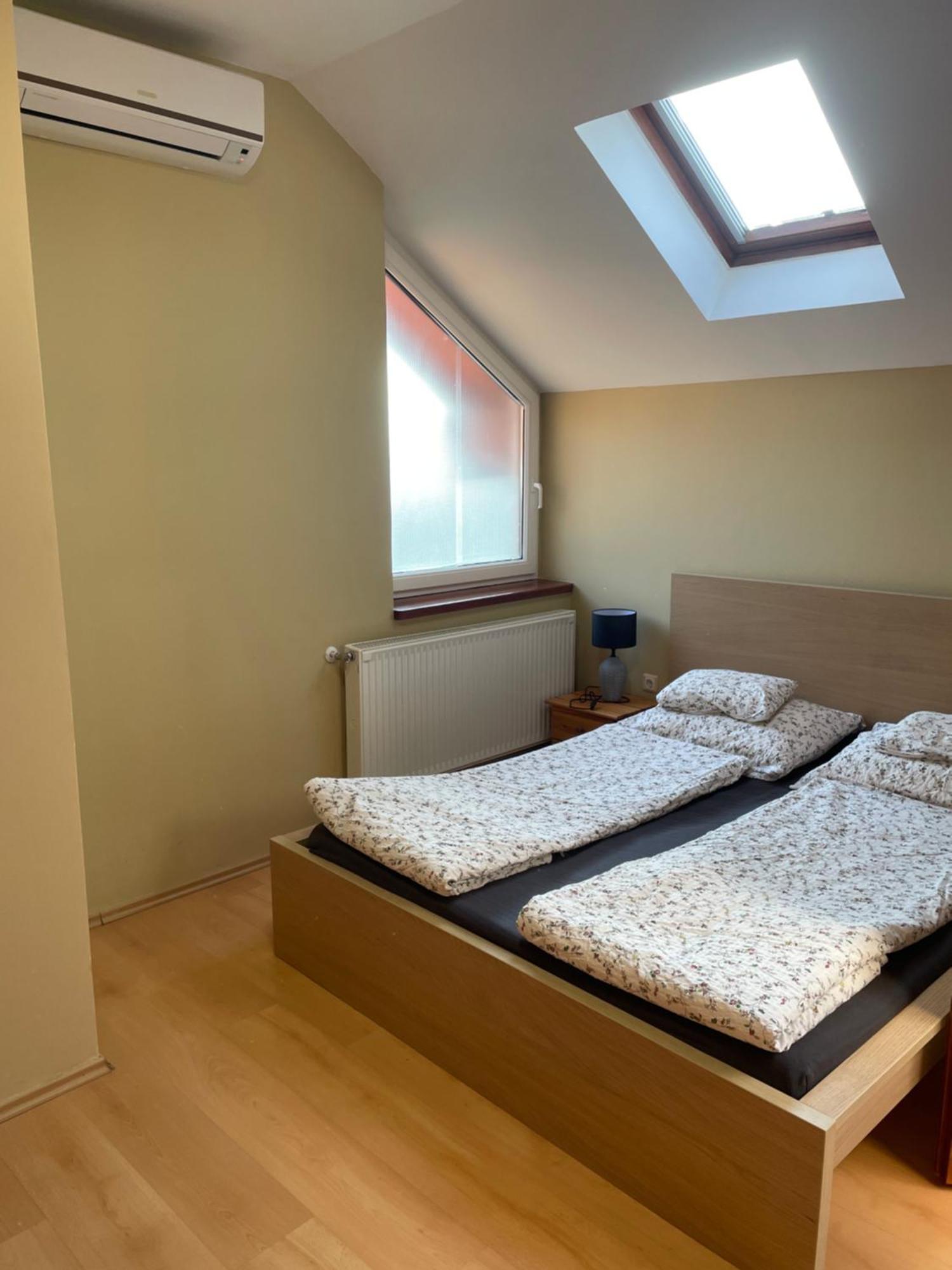 Rozsakert Apartmanhaz Хайдусобосло Экстерьер фото